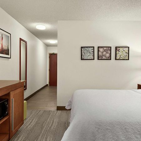 Hampton Inn Phoenix Midtown Downtown Area Exterior photo