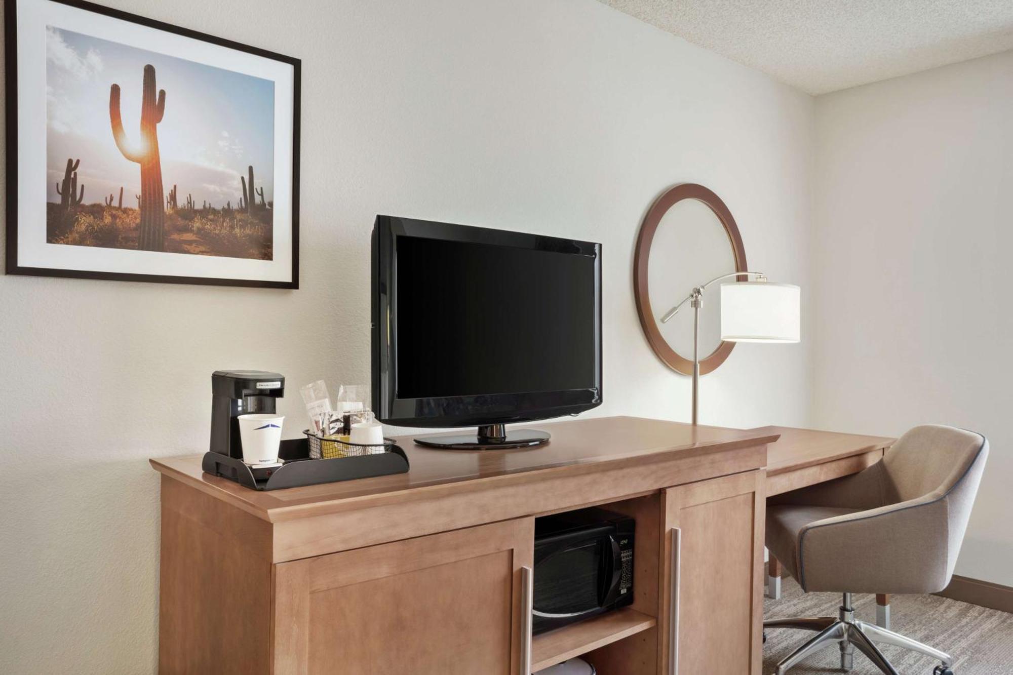 Hampton Inn Phoenix Midtown Downtown Area Exterior photo