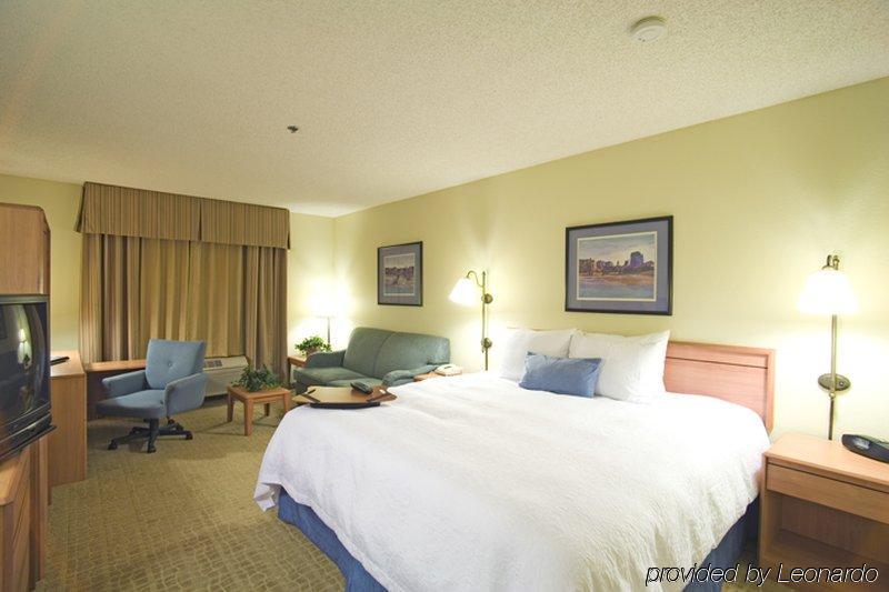 Hampton Inn Phoenix Midtown Downtown Area Room photo